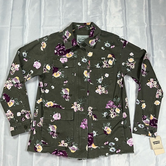 Levi’s NWT 100% Cotton Military Green Floral Printed Field Jacket Size Small - Picture 1 of 10